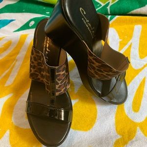 🆕NWOB Contessa by Italian Leopard print Wedge…